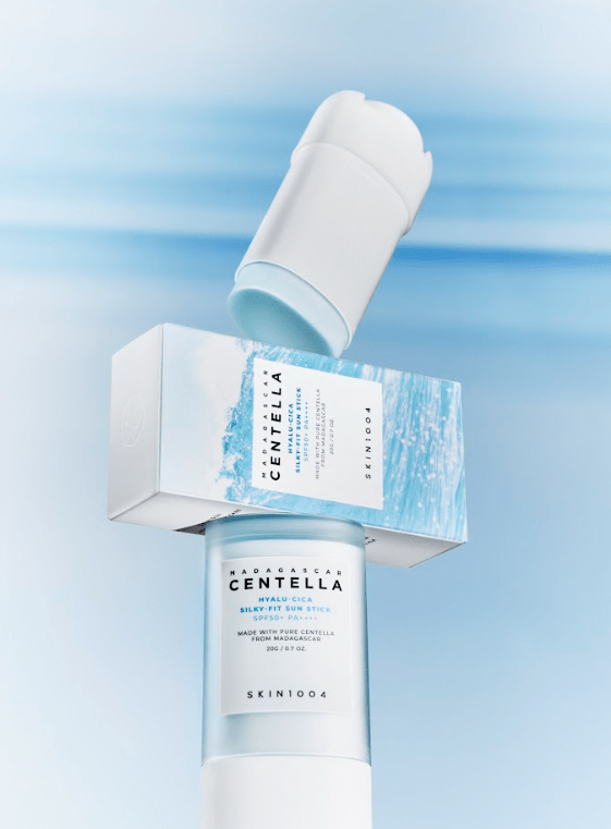 [Damage Box] SKIN1004 Madagascar Centella Hyalu-Cica Silky-Fit Sun Stick SPF50+ PA++++