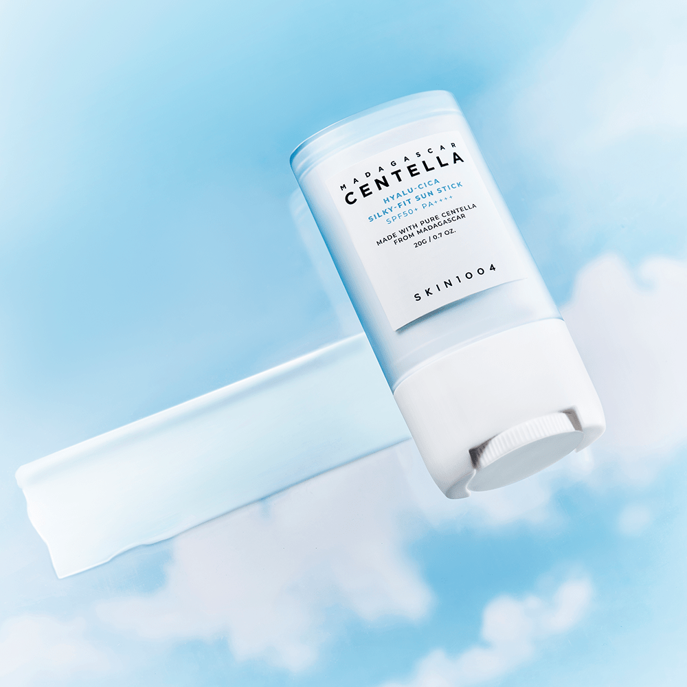 [Damage Box] SKIN1004 Madagascar Centella Hyalu-Cica Silky-Fit Sun Stick SPF50+ PA++++
